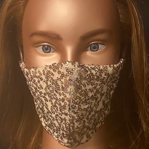 BRAND NEW CUSTOM MADE FACE MASK CAN BE WASHED